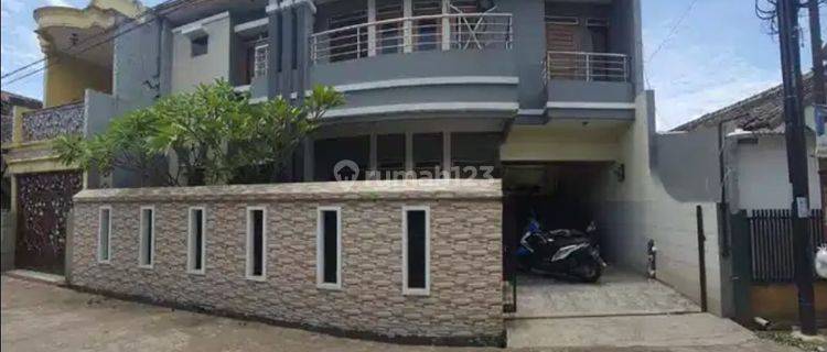 Rumah Bagus 2 Lantai Semi Furnished Lingkungan Nyaman Siap Huni Di Batuwangi Sukamenak Bandung 1