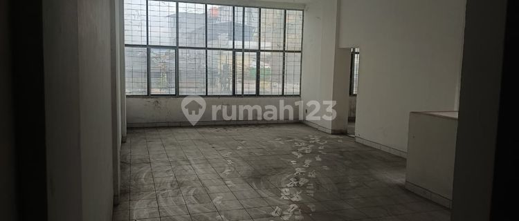 For Rent 4-Storey Shop House in Sudirman Bandung Ready to Use Comfortable and Safe Strategic Location with Easy Access 1