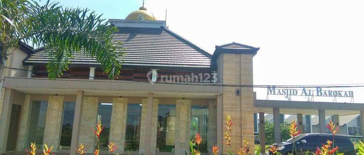 Rumah Cantik Keren 3 Lantai Minimalis Modern Siap Huni di Buah Batu Square Bandung 1