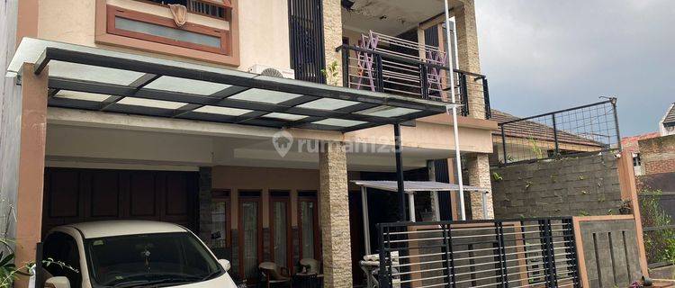 Rumajh Bagus 2 Lantai Semi Furnished Siap Huni di Margahayu Raya Bandung 1