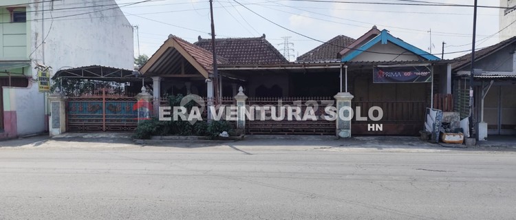 Strategic House in a Busy and Growing Area, Pabelan Kartasura 1