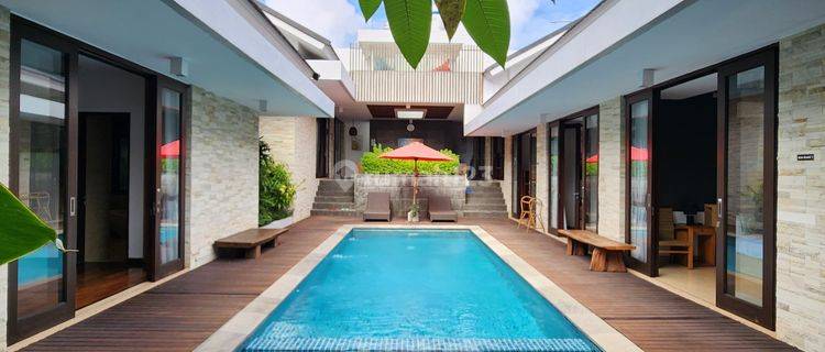 Dijual/for sale villa dengan view laut di rooftop 1