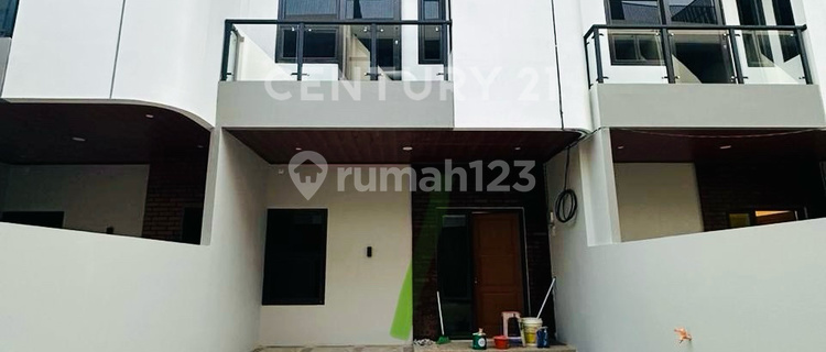 Rumah Cluster Baru Ready Stock LT 60 Di Utan Kayu Dekat Pramuka 1