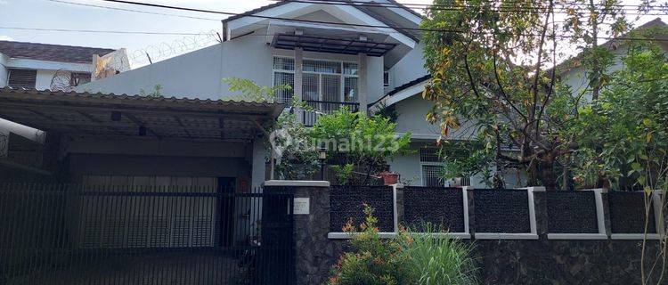 Dijual Rumah Bagus Bintaro Sektor 6 Tangerang Selatan 1