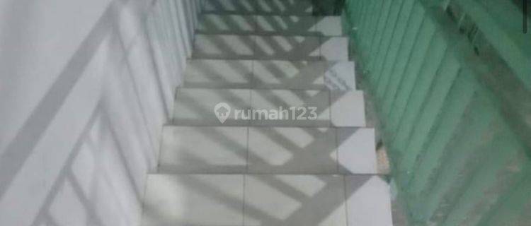 Rumah Murah 2 Lantai Petakan Jaticempaka, Jatiwaringin Bekasi 1