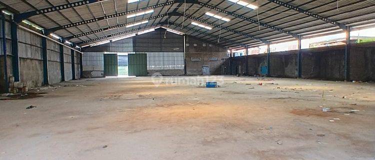 DISEWAKAN GUDANG DI GEDEBAGE SEBELAH BUANA SOETTA 1