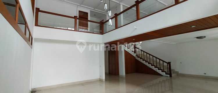 HOUSE FOR RENT IN BUDI ASIH; setiabudi bandung ^NE 1