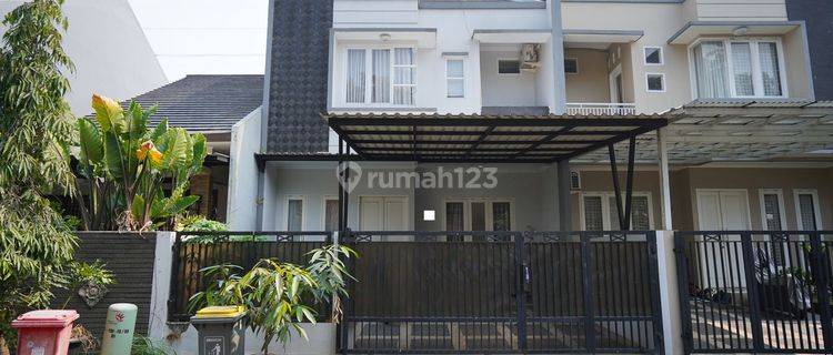 Rumah Cantik Luas 2 Lt Bebas Banjir 15 Mnt ke Grand Galaxy Bekasi Dibantu KPR J14221 1