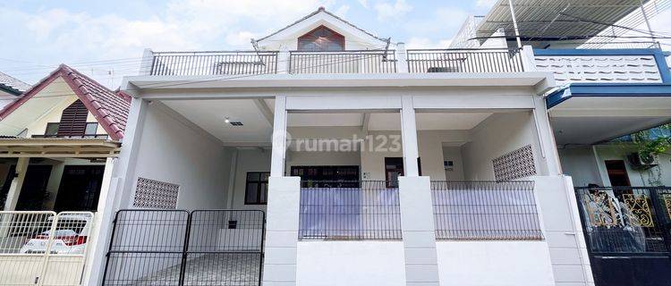 Rumah SHM 2 Lt Gratis Renov 5 Menit ke RS Hermina Depok Dibantu KPR J15813 1