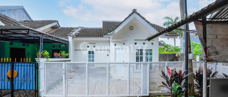 Rumah SHM LT 150 Dibantu KPR dekat Sari Plaza Sawangan Sudah Renov J27852 1