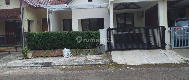 Dijual Rumah Lokasi Strategis Grand Depok City Dekat Tol Margonda 1