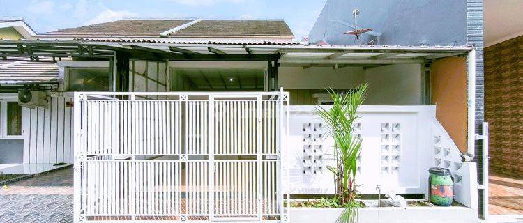 Rumah Cantik 1 Lantai 10 Mnt ke Mall Plaza Jambu Dua Siap KPR J24940 1