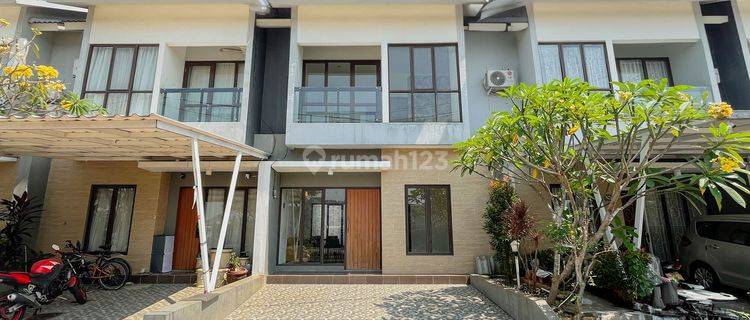 Rumah 2 Lantai Strategis 15 Mnt ke Tol Cimanggis Semi Furnish J24816 1