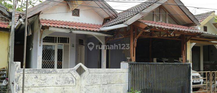 Rumah SHM Hadap Selatan 10 menit ke Stasiun Sudimara Dibantu KPR J16884 1