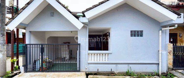 Rumah 3 KT Strategis di Tangerang Dekat BSD City Harga Nego J22208 1