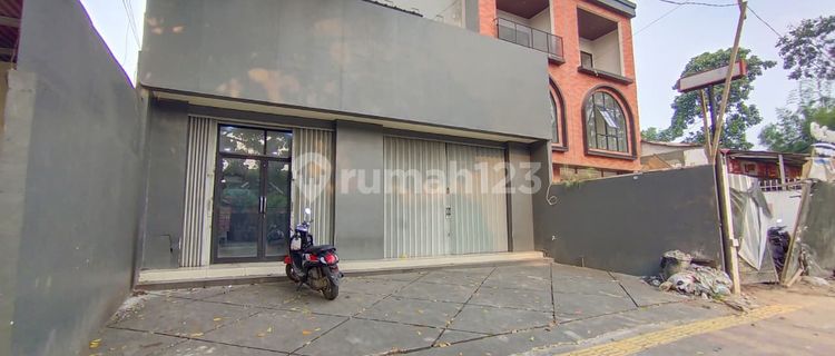3.95m Anggrekloka Ruko Semi Furnished Shm Renovated -bil- 1