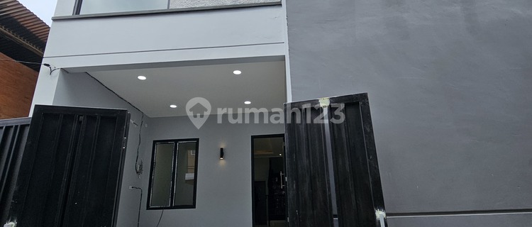 Flood-Free Ready-to-Occupy House Near Central Park Tanjung Duren 1