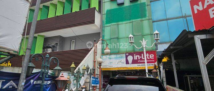 Ruko Murah Dekat Mall Central Park Bebas Banjir 1