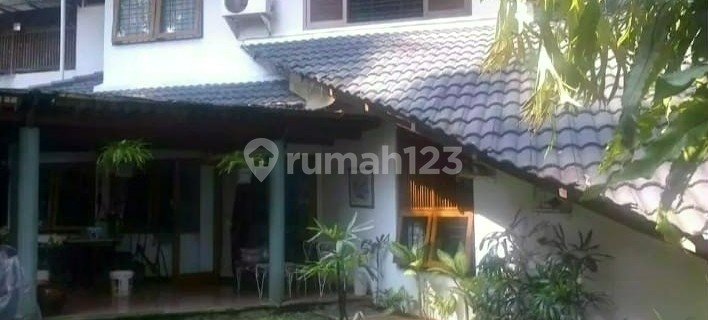 Rumah Ada Taman di Bintaro Sektor 9 4819 1