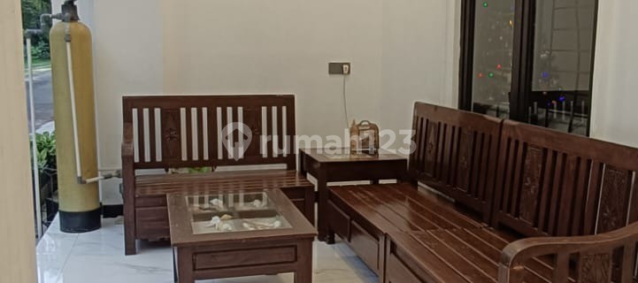 Favorite 3-Story House in the Aralia Cluster, Harapan Indah, Bekasi 1