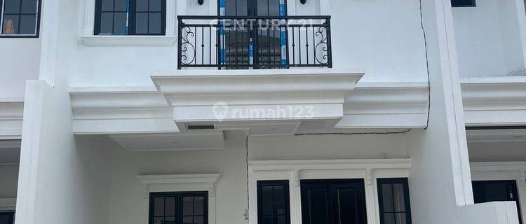 Rumah Brand New Favorit Srengseng Sawah Jagakarsa Jakarta Selatan 1