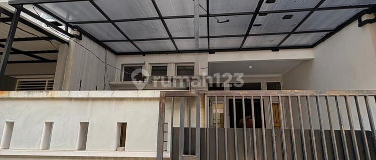 Disewakan Rumah Tinggal Tanjung Duren 1