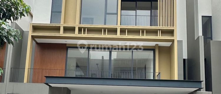 Luxury House with Great Design in BSD, 3 Floors with Lift, Excellent Location 1