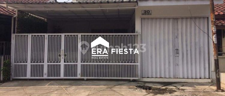 Good House in Villa Melati Mas 1.5 Floors Semi Furnished Ready to Occupy 1