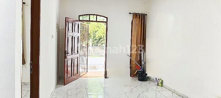 Rumah Di Sunter Agung 2 Lantai SHM Sudah Renovasi 1