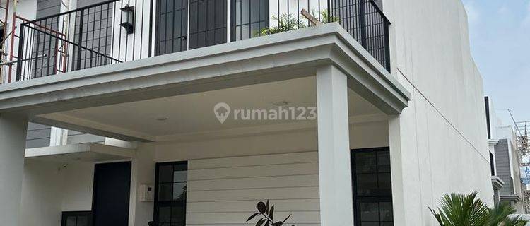 Rumah 3 Lt  di Metland Menteng Cluster Wisteria , Jakarta Timur 1