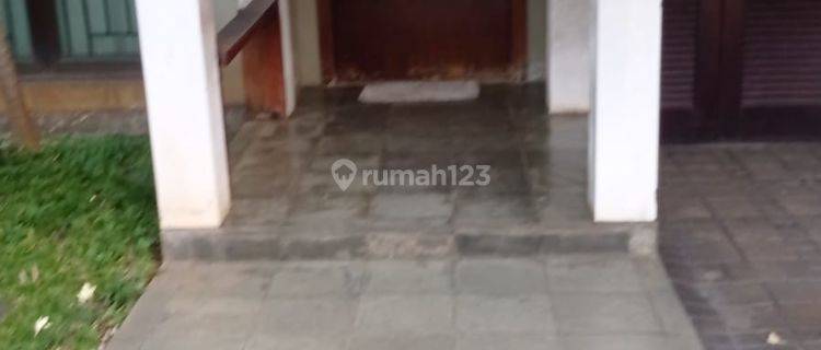 Rumah 2 Lantai Bagus Hak Guna Bangun di Pulomas Residence, Jakarta Timur 1