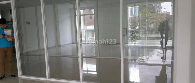 Ruang Usaha Disewakan di Area Apartment Kemayoran 1