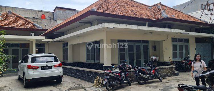 Dijual Rumah untuk usaha di Jl. Batutulis Raya 1