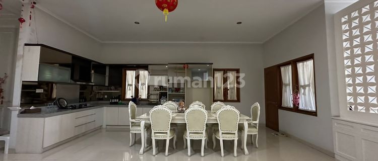 Jual Rumah dan Kios di Jl H.Ten 1