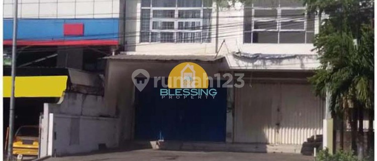 Ruko Strategis Siap Pakai Cocok untuk Usaha di Majapahit 1
