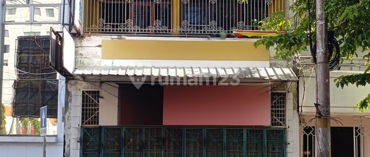 Ruko Startegis Siap Pakai Usaha di Jalan KH Wahid Hasyim 1