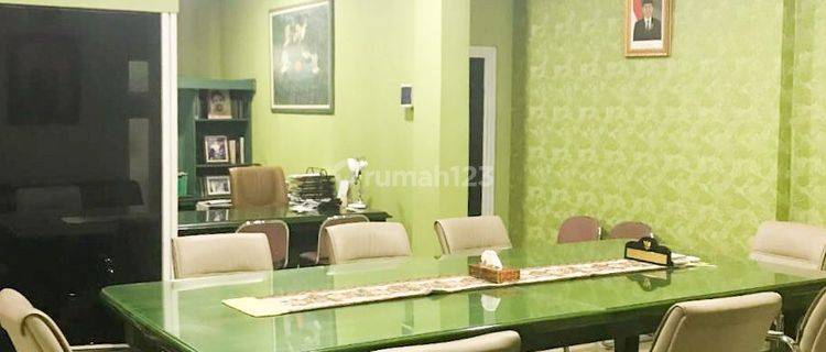 Ruang Usaha 3 Lantai Bagus Semi Furnished SHM di Cimahi, Bandung 1