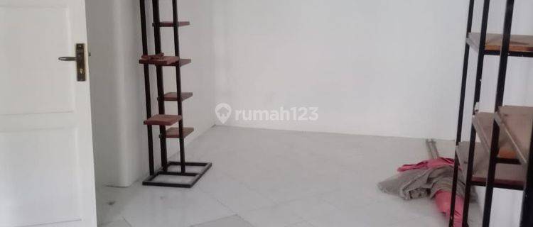 Rumah di Taman Kopo Indah Lokasi Strategis siap huni  1