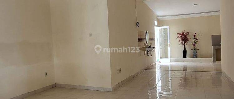 Disewakan Rumah Bagus Nyaman Murah di Sakura Regency 1 1