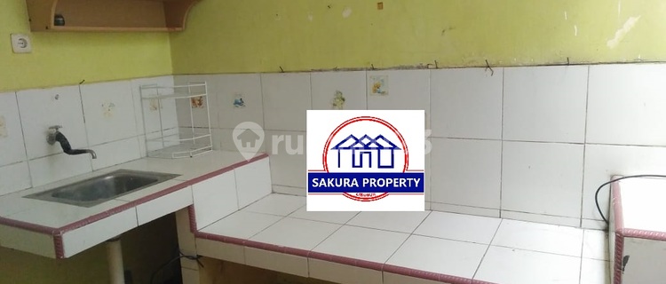 Very cheap rental house, great tourist legend, land area 70, building area 50, negotiable. 1