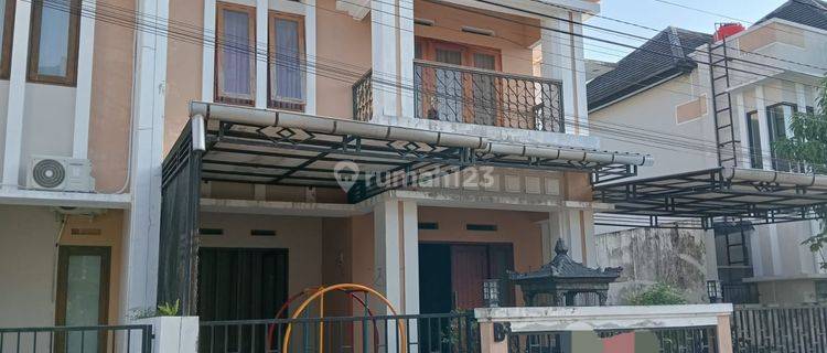 Rumah Bagus Unfurnished di Dalam Perumahan Dekat Jl Tajem, Yogyakarta 1