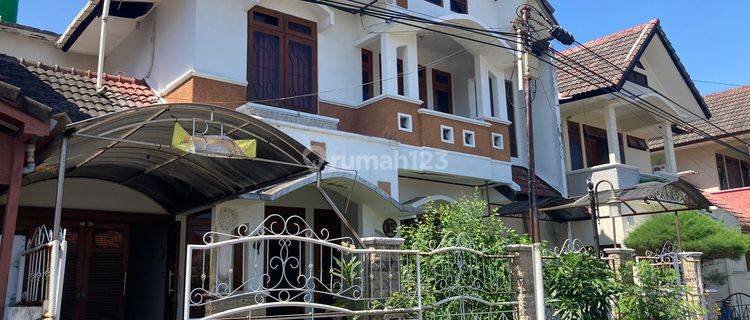 Rumah Semi Furnished SHM di 170 M Jl. Kaliurang Km 7, Yogyakarta 1