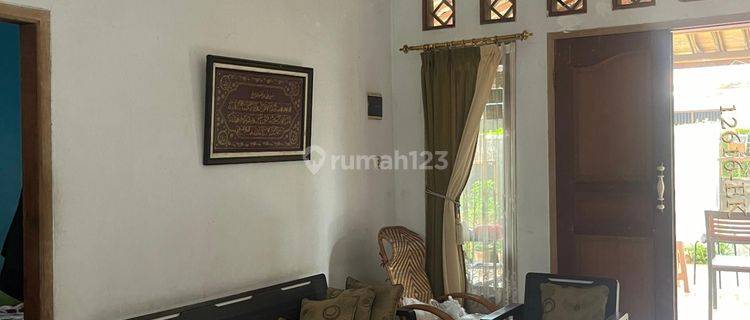 Dijual Rumah Satu Lantai Luas Bentuk Tanah Kotak 1