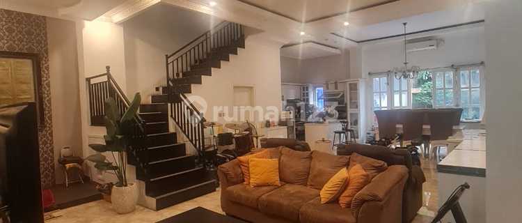 Luxury! Near Permata Medika Hospital and Toll Road! Furnished with Certificate of Ownership 1