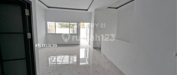 Rumah Baru Modern Minimalis 2 Lantai di Kopo Permai Bandung 1