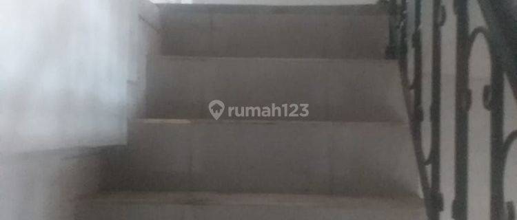 Ruko Gandeng 3 Lantai, Di Kelapa Gading, Lega, Siap Huni      *anita 1