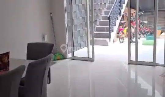 Dijual Rumah 2 lt, Siap Huni, Bagus, Furnish, Minimalis, Hdp Selatan, Row jln 3 mbl, SHM di Citra 2 Ext, Pegadungan, Kalideres, Jakbar 1