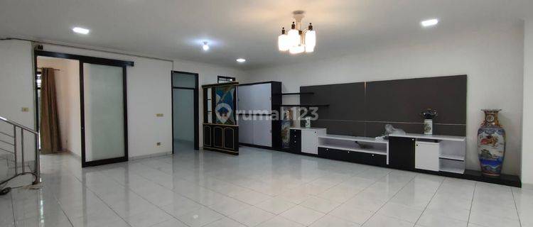 DIJUAL MURAH RUMAH LUX DI TAMAN SAKURA SIAP HUNI 1