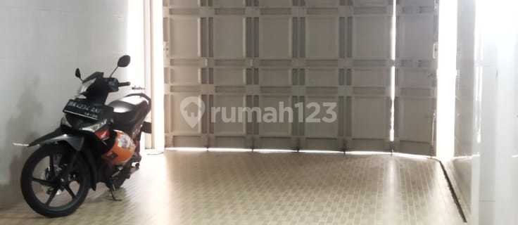 FOR RENT: STRATEGIC SHOPHOUSE ON GAJAH STREET, MOVE-IN READY 1