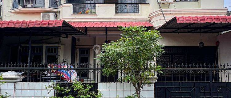 Dijual Rumah Daerah Multatuli Tengah Kota 1